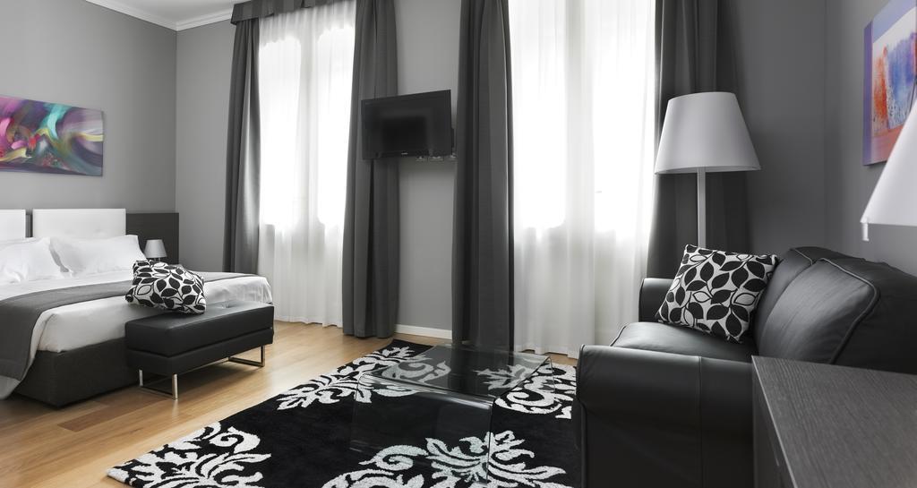 Palace Suite Trieste Bagian luar foto