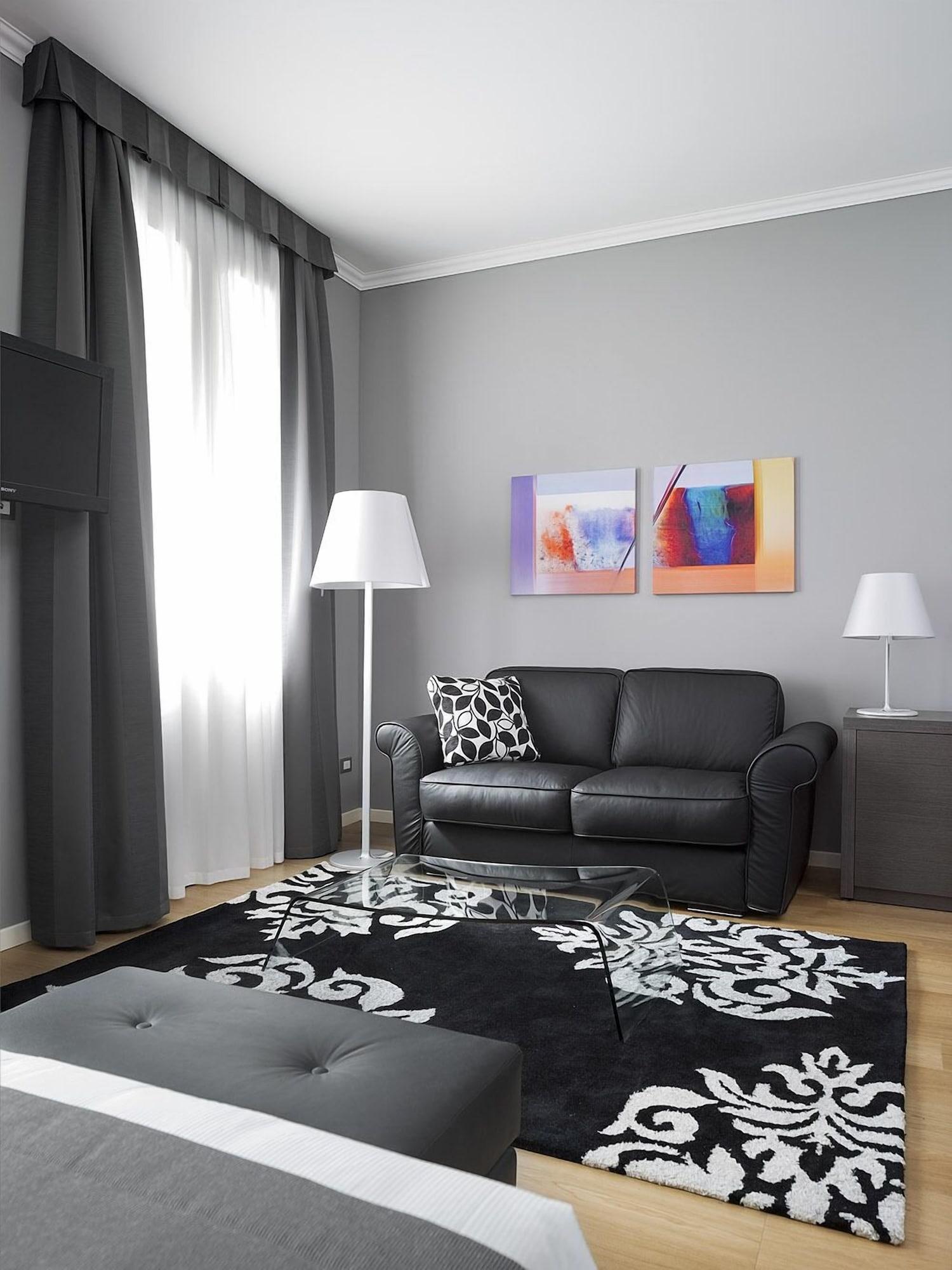 Palace Suite Trieste Bagian luar foto