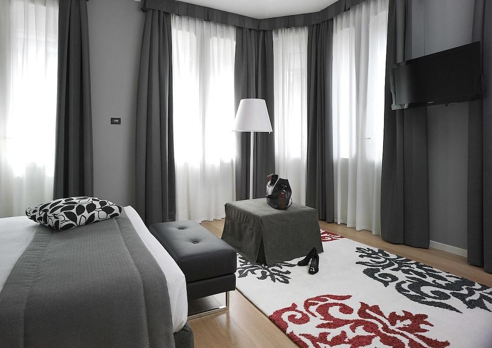 Palace Suite Trieste Bagian luar foto