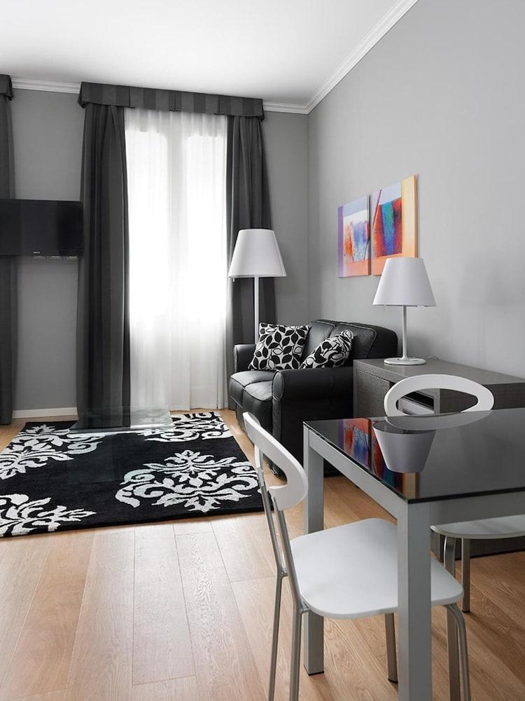 Palace Suite Trieste Bagian luar foto