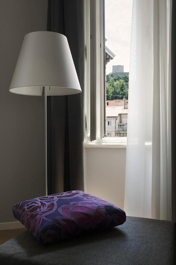 Palace Suite Trieste Bagian luar foto
